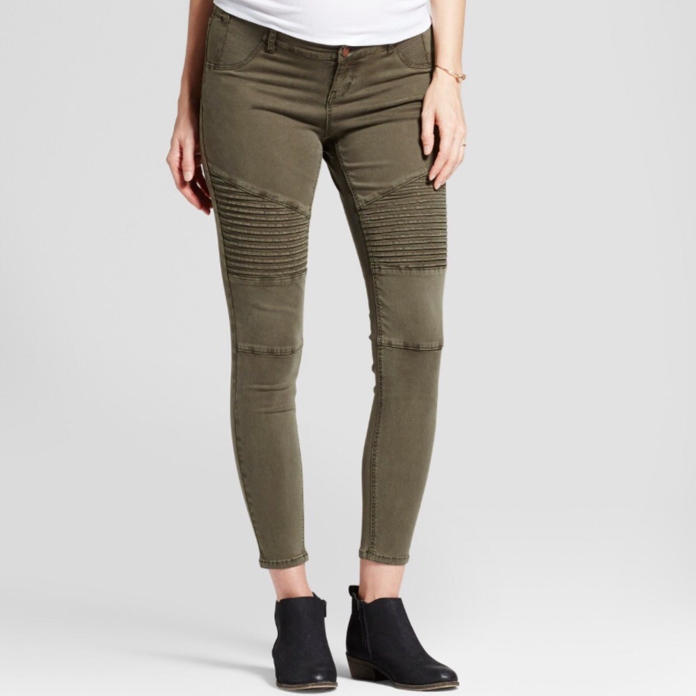 Isabel Maternity™ by Ingrid & Isabel Moto Jeggings